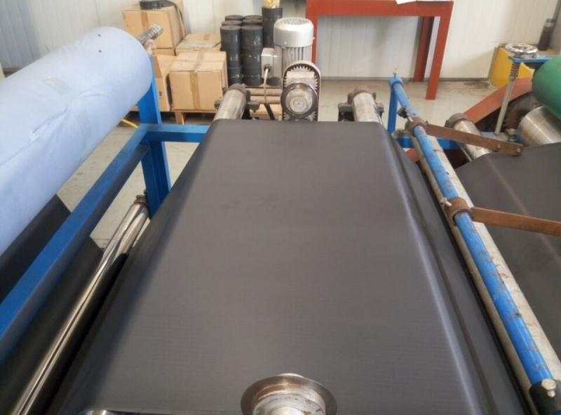 تنقش فيلم PVC الأسود