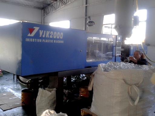 زجاجات من البلاستيك PET